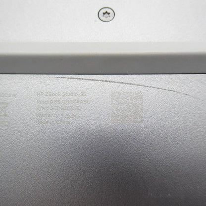 HP ZBook Studio G5 15.6" Xeon E-2176M 32GB DDR4 512GB NVMe Quadro P1000 Win 11 Laptop