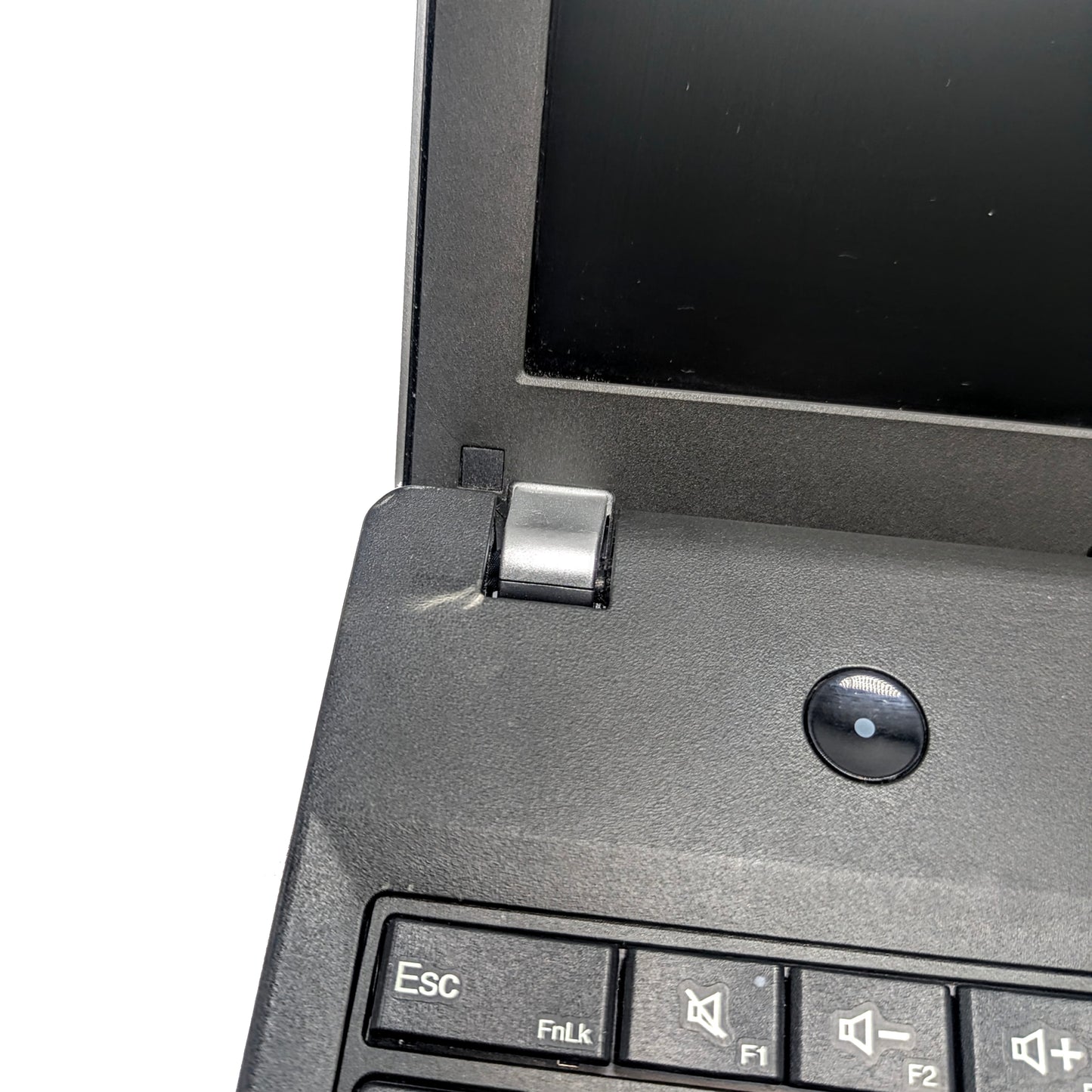 Lenovo ThinkPad Edge E540 15" i3-4000M 8GB DDR3 120GB SSD Windows 11 Minor Cosmetics Laptop